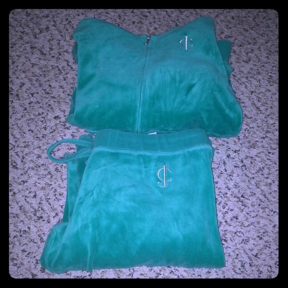 Vintage Green Juicy Couture Tracksuit! 💚 (&gift)